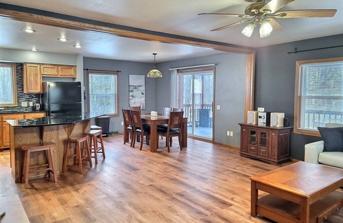 Oneida County House | Lake Willow Lakefront House. Your next Northwoods retreat awaits!
