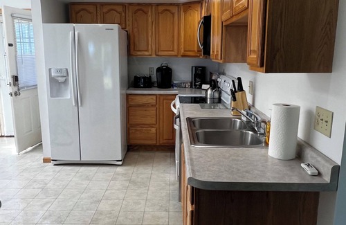 Lake Wissota Apartment | 🔥 Lake Wissota Lakefront · Families & Crews · Lg yard · Fire Pit · 1200 sq ft
