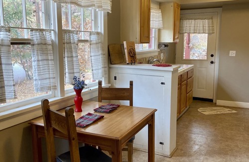 Bayfield Cabin | LAKEFRNT CABIN 2Bdrm/Deertrail2shore/Rowboat/SUP/FishingPoles/Pet/30mins2Durango