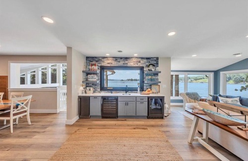 Moneta House | Lakefront 600 ft shore with beach & 28x28 ft deck, 4 King & 3 Twin beds for 11