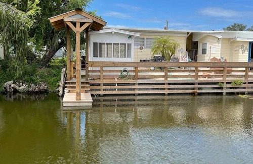 Buckhead Ridge House | Lakefront Cabin Stay