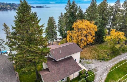 Somers House | Lakefront Cabin with Picnic Space and Views for in Montana