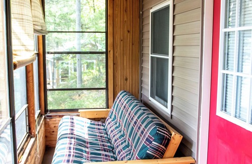 Gravenhurst Cottage | Lakefront Cottage in Muskoka