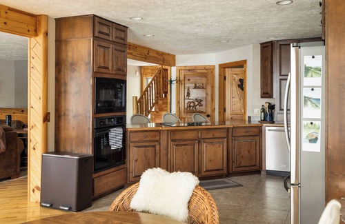 Kalkaska Cabin | Lakefront + Dog-friendly + Sunset View + ORV Trail