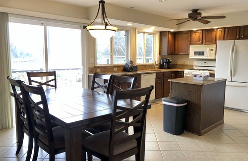 Albrightsville House | Lakefront Escape - Private Dock - Pet Friendly