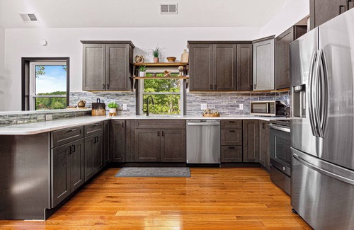 Tobyhanna House | Lakefront - GeoDome, Kayaks, Hot Tub, Fire Pits, Swingset, Game Room, Theater,EV