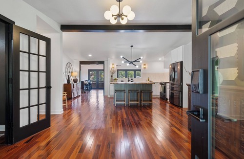 Mid America House | Lakefront! Heated Pool! Hot Tub! Game Room!