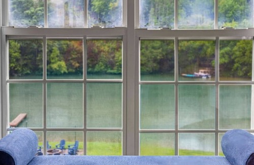 Marion House | Lakefront Home, Hot tub, Fire Pit, Games, & Movie Room!
