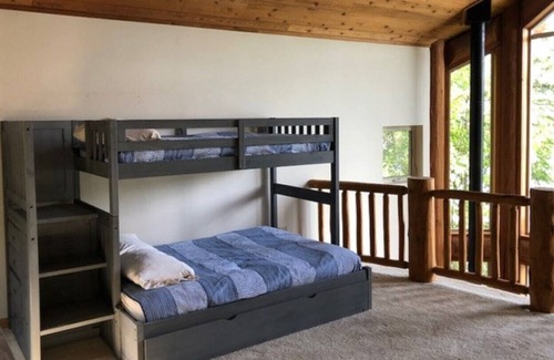 Coeur d'Alene House | Lakefront Home in Rockford Bay NO-WAKE ZONE!!!