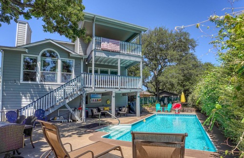 Granite Shoals House | Lakefront Home w/ Pool! Free Early Check-In / Late Check-Out Fall Special!