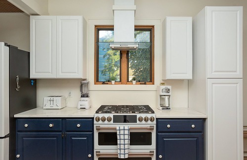 Michigan City House | Lakefront home! Water view from the house. Less than 3 minutes stroll to beach!