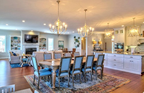 Hot Springs House | Lakefront home with private dock, 2 kitchens, 2 living areas, grill, pool table