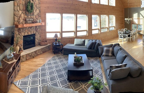 Herron House | Lakefront Property on McCollum Lake