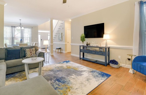 Northeast Raleigh House | Lakefront Raleigh Retreat ~ 7 Mi to Downtown!