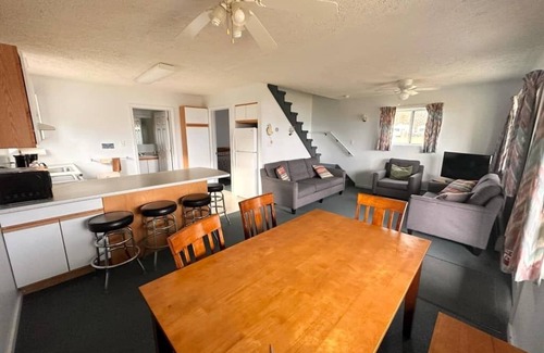 Eagle Lake Cabin | Lakefront Retreat Cabin 4: ATV Snowmobile Direct Trail Access Private Dock