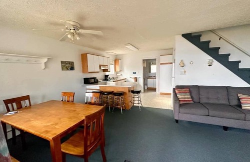 Eagle Lake Cabin | Lakefront Retreat Cabin 4: ATV Snowmobile Direct Trail Access Private Dock