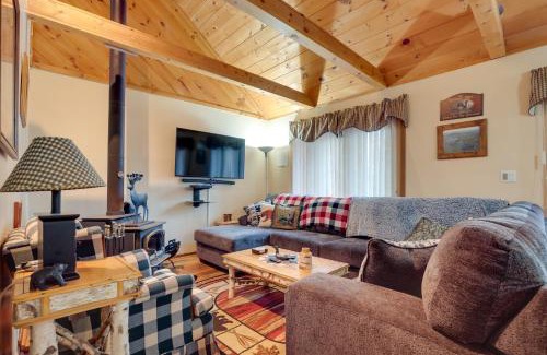 Rhinelander House | Lakefront Rhinelander Cabin with Dock and Fire Pit!