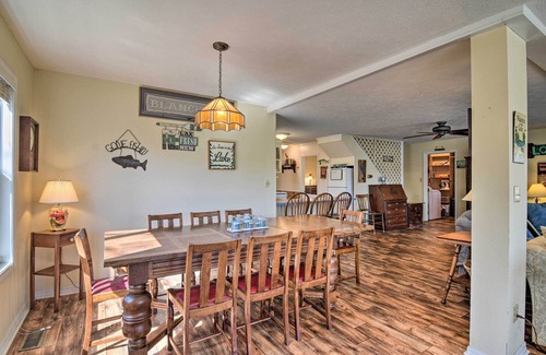 Emerald Beach House | Lakefront Table Rock Getaway w/Private Swim Dock!