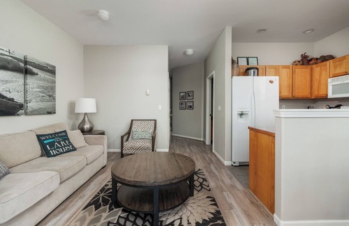 Otis House | Lakefront Townhome with Dock on Devils Lake