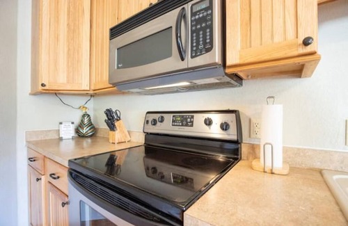 Osage Beach House | Lakefront Unique Villa/Views 3 Bed 2.5 Bath