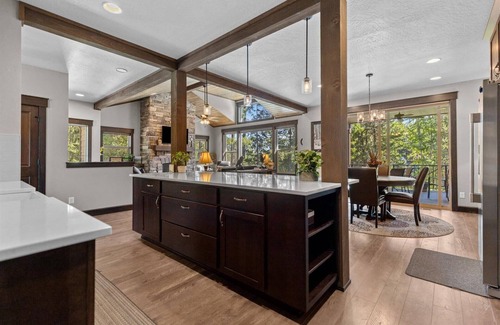 Blanchard House | Lakefront w/Access - Non Motorized |Near Stoneridge Golf Course | 30 minutes to Silverwood | Hot Tub