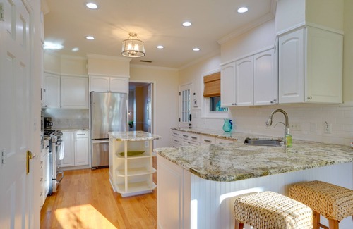 Winter Haven House | Lakefront Winter Haven Retreat: Hot Tub & Patio!