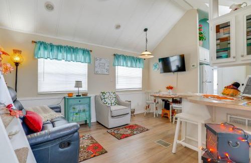 Lakeland House | Lakeland Cottage with Pool Access and Screened Porch!