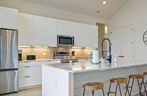 Lakeland Park House | Lakeland Dr #A xxxxxxx