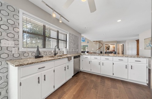 Milledgeville House | Lakeshore Retreat- Lake Sinclair/Milledgeville