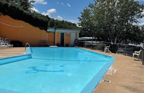 Lake Ozark Condo | Lakeside Stay for Two by Wet Feet Retreats