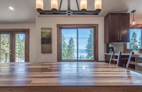 Tahoe City Cabin | Lakeside Bliss Retreat