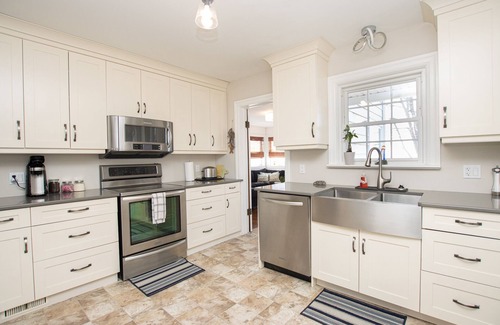 Harwich Cottage | Lakeside Cottage