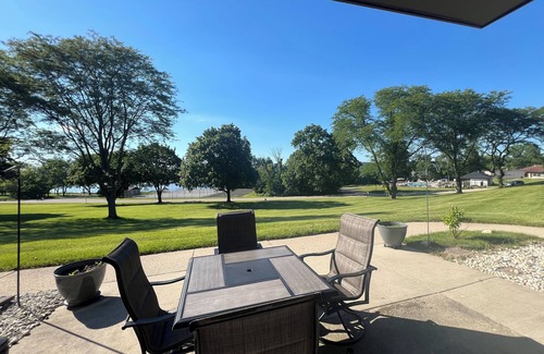Lake Geneva Condo | Lakeside Fun~ walk to the pool and enjoy fabulous views of Lake Como!