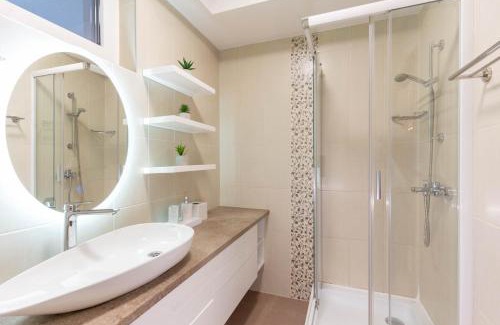 Fonyodliget Apartment | Lakeside Garden Apartment