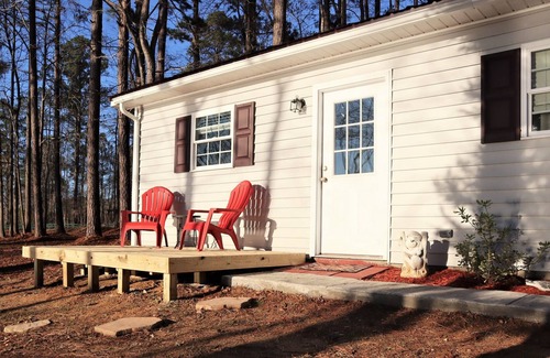 Milledgeville Cottage | Lakeside Hideaway Awaits You