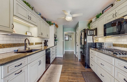 Caryville House | Lakeside home with private dock, stunning views & relaxing outdoor space