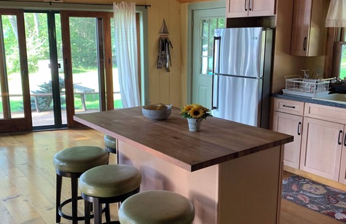 Munsonville Cottage | Lakeside living! Relax and enjoy prestine Granite Lake….your oasis to breathe