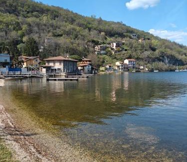 Cuasso Al Monte House | Lakeside Montivivi Holiday home
