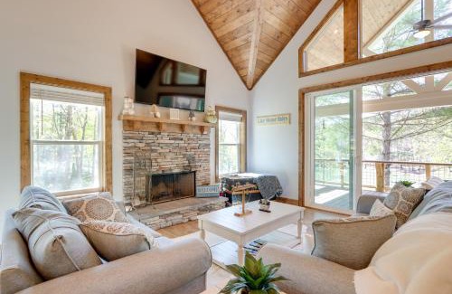 Ellijay House | Lakeside Paradise in Ellijay Hot Tub, Fire Pit