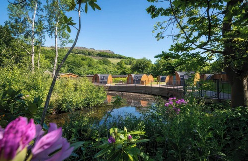 Saddleworth Cottage | LAKESIDE PODS - PET FREE, family friendly in Greenfield