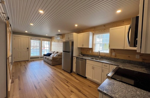 Laconia Condo | Lakeside Suite with Private Association Beach