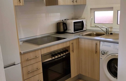 Alhama de Murcia Apartment | Lakeside View, Condado De Alhama