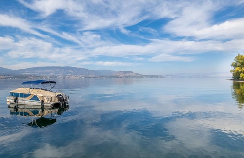 Central Okanagan House | Lakeside w/Hot Tub, Barrel Sauna, Hiking, Fishing!