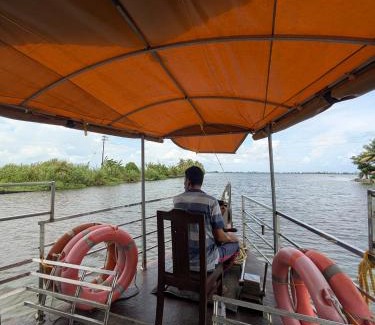 Khattalwada Boat Rental | Lakestar cruise