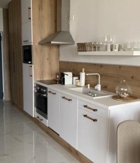 Alsóörs Apartment | Lakeview Apartman