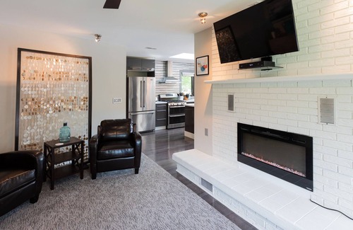 Black Mountain House | Lakeview Knoll | Mountain Views & Steps Away from Scenic Lake Tomahawk!