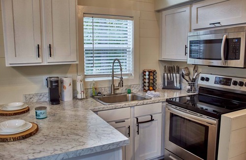 Tracy City Cabin | Lakeview Oasis at The Retreat at Water's Edge