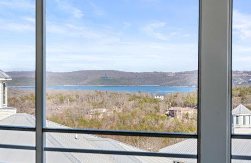 Kimberling City House | Lakeview Retreat