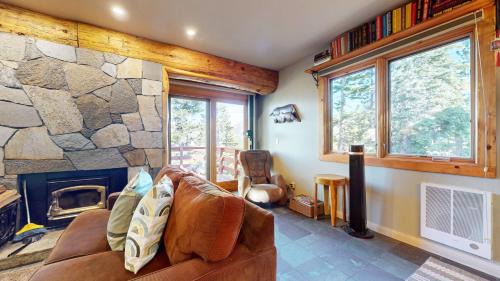 Mammoth Lakes Apartment | Lakeview Villas #09 condo