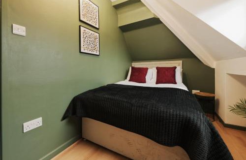 Liverpool Apartment | Lamara Deluxe Apartments, Liverpool